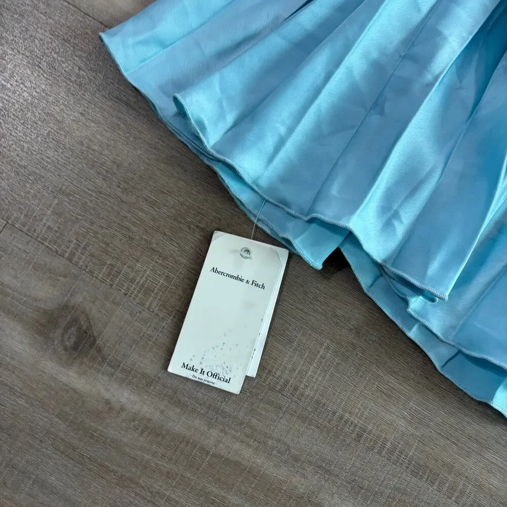 NWT Abercrombie & Fitch Giselle Pleated Cutout Maxi Dress Light Blue Women Small
